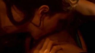 Julia Ann: Hot Lesbian MILFS