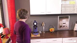 HAUSFRAUFICKEN - German Granny Lets Her Old Neighbor Fuck Her Hard - AMATEUREURO