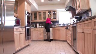 Fine ass sluts in bed fingering each other's juicy cunts