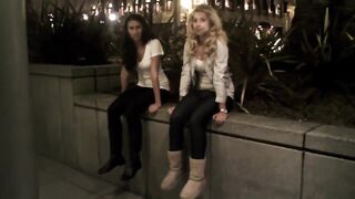 streetgirls feet sniffing