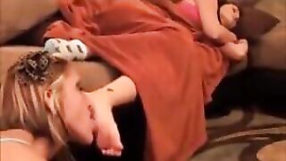 taylor raz is sneaky