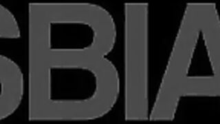 Blonde Milf Alexis Fawk Showers and Squirts