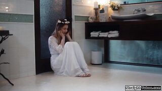 Busty bride gets her pussy licked by her husbands stepsister