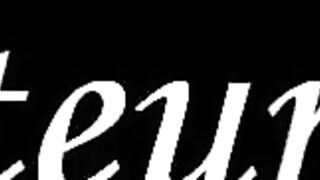 Amateur girls kissing collections #2