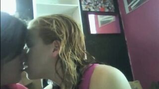 Amateur girls kissing collections #2