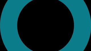 La teen tettona Ylenia con Micetta godono col guanto