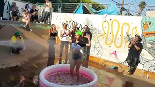 Wet t-shirt party amateur