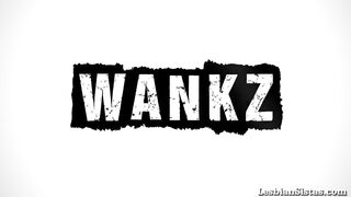 Black Lesbians Fuck Each Other Till They Squirt!