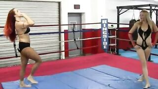 Muscle Bitches Wrestle