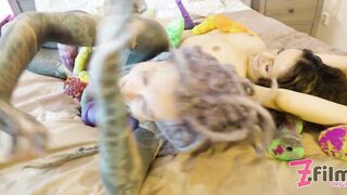 Extreme Anal Huge Dildo Hard Fuck - Big Booty Stretching, Prolapse, Gape, Double Penetration, AtmEXTREME ANAL big toy lesbian