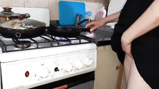 Hidden camera filming my housewife cooking and masturbating - Lesbian-candys