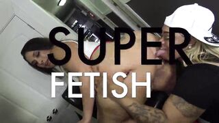 THICK ASS DAPHNE CAME BACK TO DRILL GOGO FUCKME IN HER BIG WIDE ASSHOLE BIG DICK CHICAGO STYLE
