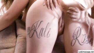 Slut teen massages and licks the pussy of her bestfriend (Aria Banks)