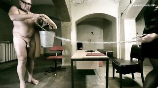 Dominatrix Mistress April Rose in the garden 2 - ebony female slave training