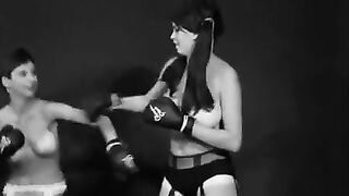 Sappho Vintage boxing