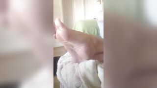 UK Milf Sexy Mature Soles and Feet