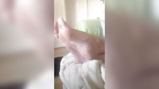 UK Milf Sexy Mature Soles and Feet
