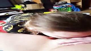 amateur lesbians eating pussy