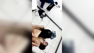 Safadas se pegando no vestiario 