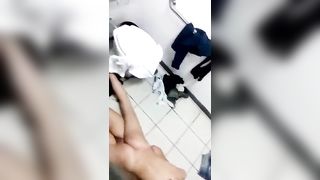 Safadas se pegando no vestiario 