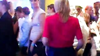 Non-stop gratifying for wet pussies