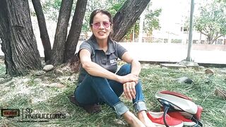 I fuck my best friend's pussy in her apartment