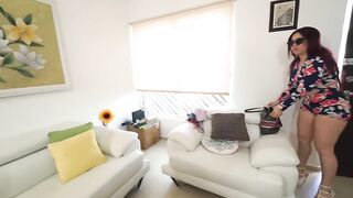 My man doesn't give me a dick and I take it out on my domestic employee!!