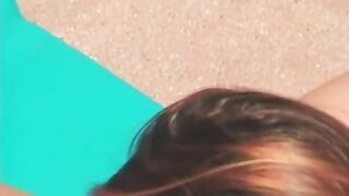 Hot babe with nice round ass gets her pussy licked from the back