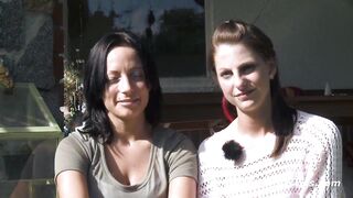 Ersties: Permissive girls make out in the dressing room