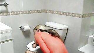 Lesbian fuck with Dildo