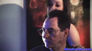 Pornstar Gracie Glam fucked by her stepsister