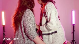 Horny Lesbian Couple Can't Stop Rubbing Their Clits Together! Hot Tribbing