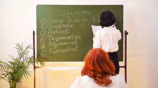 Fetish lesson from latex teacher