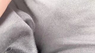 I give the taxi driver the finger on a busy road