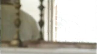 Nilli Willis and Justa Dream get down