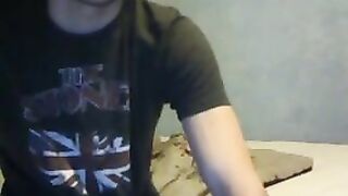 Teens in threesome on webcam (Camaster)