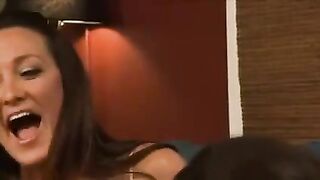 I Just Want to Kiss You