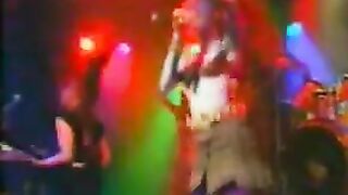 Rockbitch - fisting durante il concerto