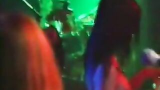 Rockbitch - fisting durante il concerto