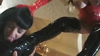 Summer Cummings Is Taylor Wane's Bitch Slave