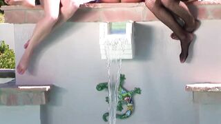 Intense Orgasm Finger Fucking Orgy With Strap On Girls