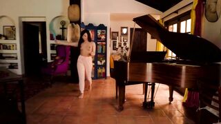 Twistys - Anita Berlusconi &Loren Minardi Phone sex and strapons