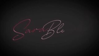 Lesbian pornstars feet worship and fuck pussy with feets - Sara Blonde - Kourtney Love