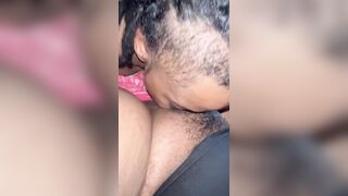 Wakes Up To Eat My Pussy