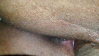 Por favor papi, llena mi coño con semen esta mañana