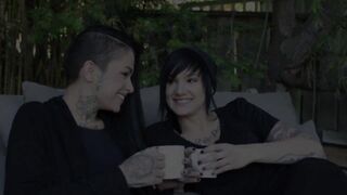 hot tattoo lesbo orgy