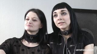 Ersties: Unterwerfungen mit Fesselung und Gerte bei SM-Spielen