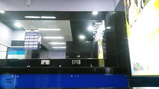 resumen follamos en centro comercial no aguantamos la calentura