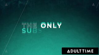 Kinky Femdoms Play Around With Submissive Female