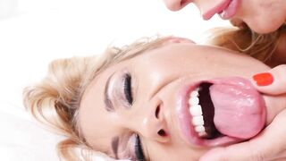 Sexy blondes foot fetish foot worship toe sucking toe fucking! HOTTEST Blonde Lesbians EVER